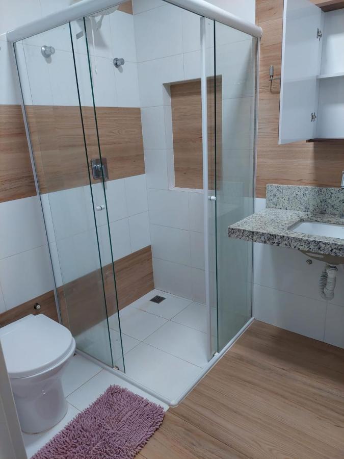 Otimo Apartamento Sobreloja Com Wifi E Estacionamento Incluso Maringa Ngoại thất bức ảnh