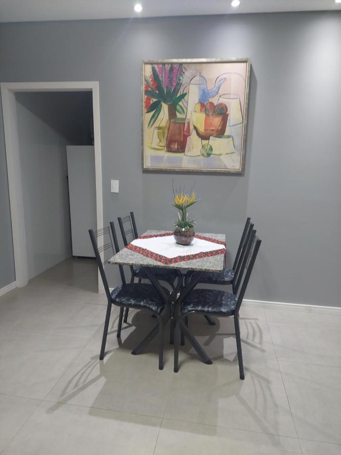 Otimo Apartamento Sobreloja Com Wifi E Estacionamento Incluso Maringa Ngoại thất bức ảnh